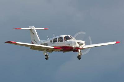 Piper Arrow IV PA28RT-201 N2943D